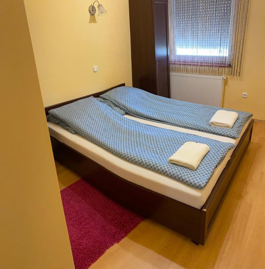 Pandora Pool Apartman Hajduszoboszlo Luaran gambar