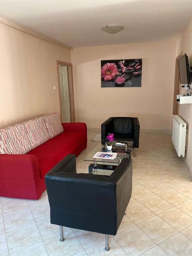 Pandora Pool Apartman Hajduszoboszlo Luaran gambar
